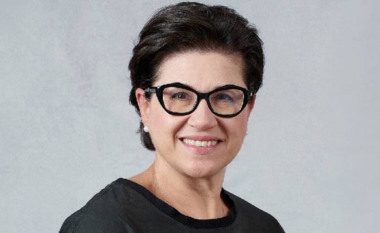 Dr Marina Papaioannou