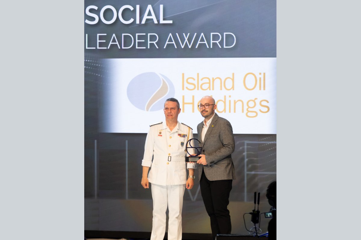 Island Oil Awarded as “Social Leader” at ESG Shipping Awards